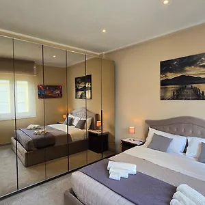https://suite-tuscolana.it-romehotels.com